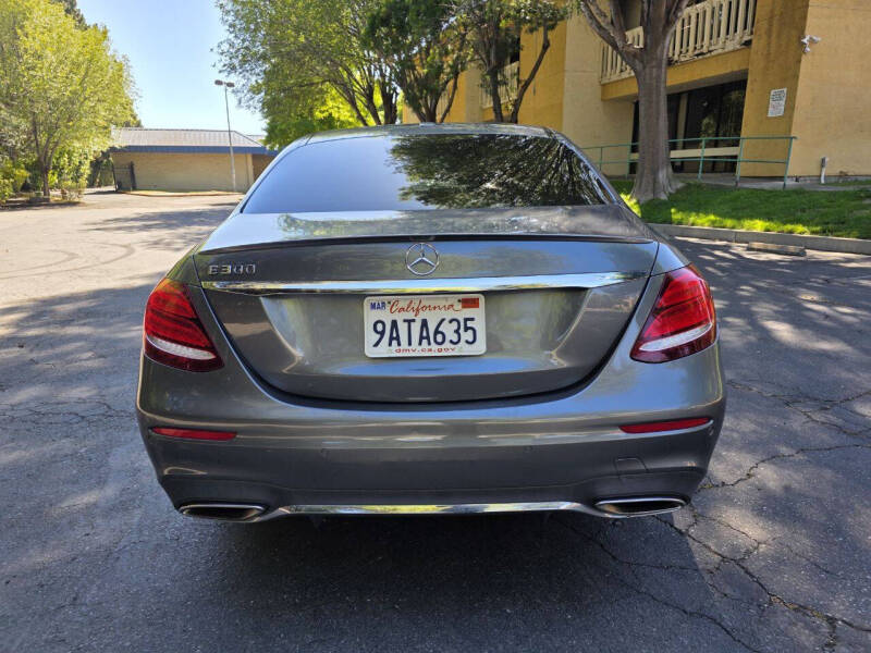 2018 Mercedes-Benz E-Class E 300