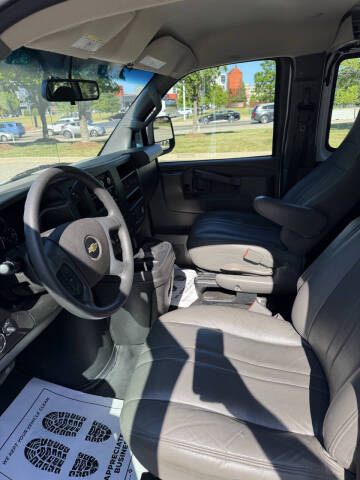 2020 Chevrolet Express 2500