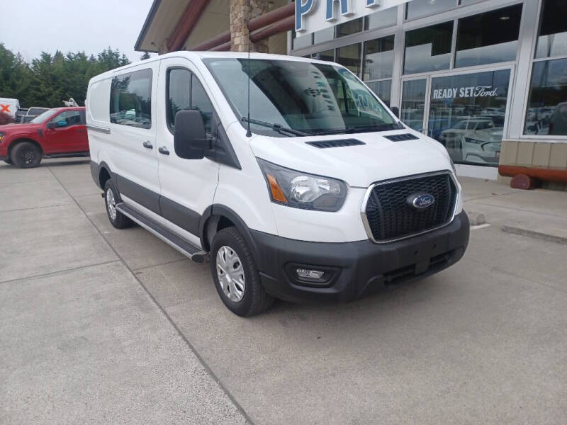 2024 Ford Transit Van Base's photo