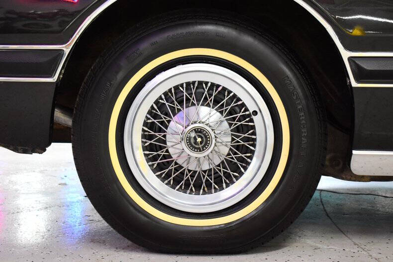 1976 Ford Thunderbird