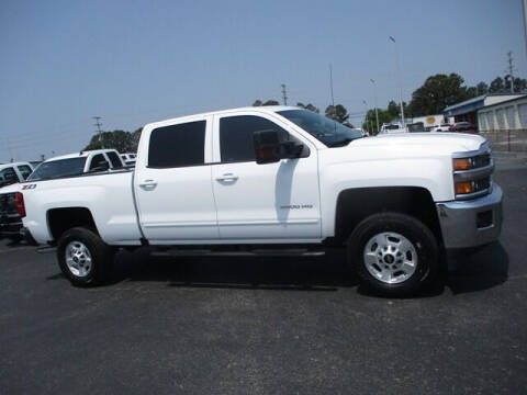 2018 Chevrolet Silverado 2500HD for sale at GOWEN WHOLESALE AUTO in Lawrenceburg TN