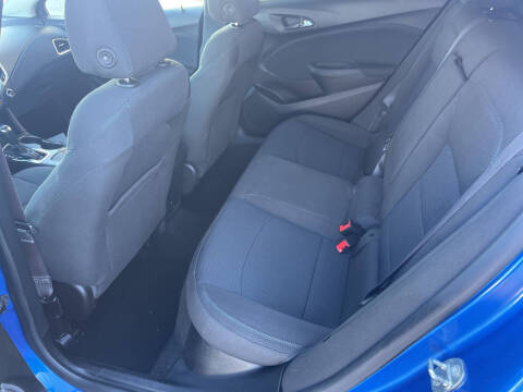 2017 Chevrolet Cruze LT Auto