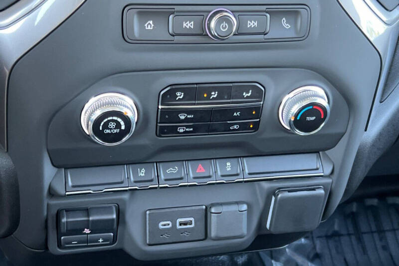 2025 GMC Sierra 2500HD Pro
