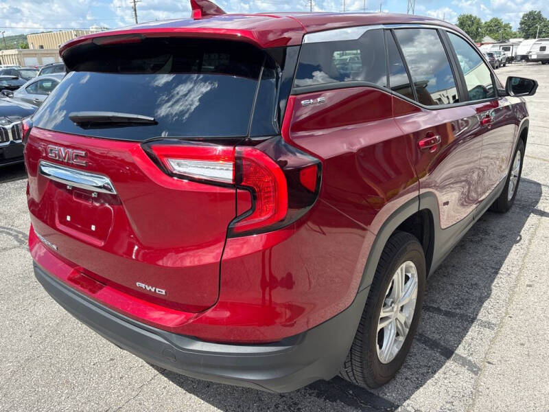 2024 GMC Terrain SLE