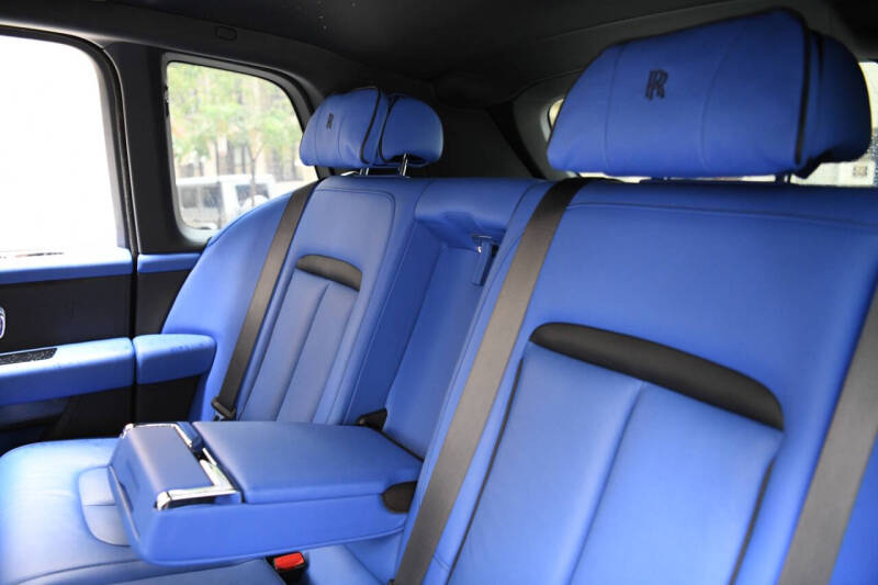 2023 Rolls-Royce Black Badge Cullinan