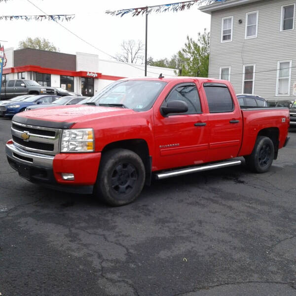 2011 Chevrolet Silverado 1500 for sale at Signature Auto Group in Massillon OH