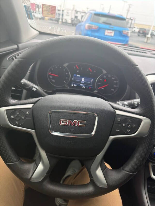 2024 GMC Terrain SLE