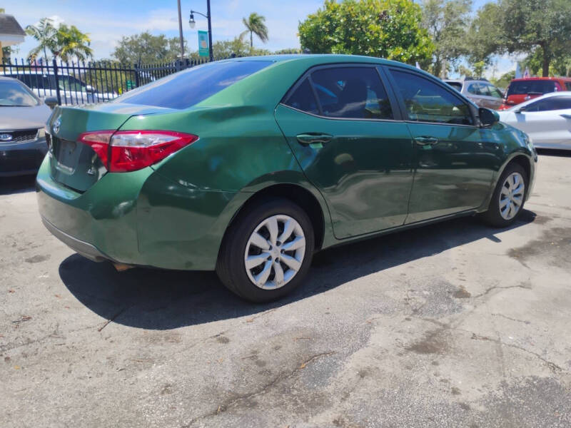 2016 Toyota Corolla LE