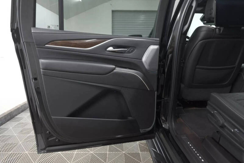 2021 Cadillac Escalade ESV Sport Platinum