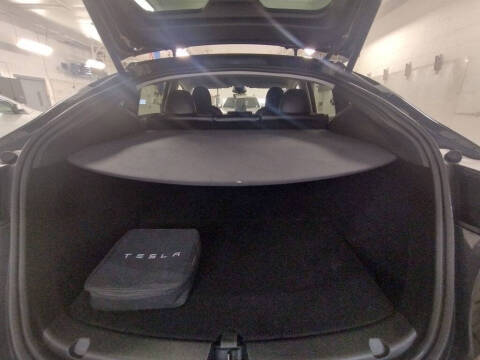 2025 Tesla Model Y Performance