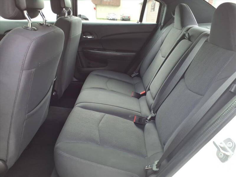 2014 Chrysler 200 Touring