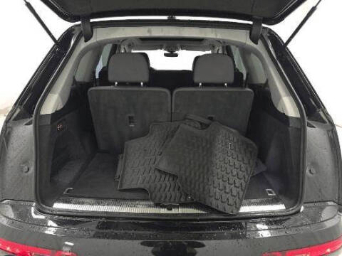 2022 Audi Q7 quattro Premium Plus 55 TFSI