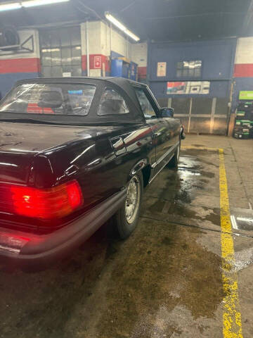 1985 Mercedes-Benz 380-Class