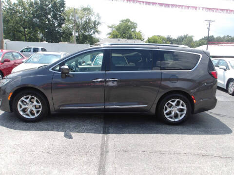 2019 Chrysler Pacifica Touring L Plus