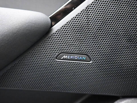 2024 Land Rover Range Rover Velar P250 Dynamic SE