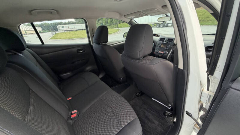 2013 Nissan LEAF S