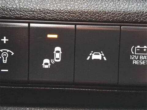 2022 Kia Niro Touring Special Edition