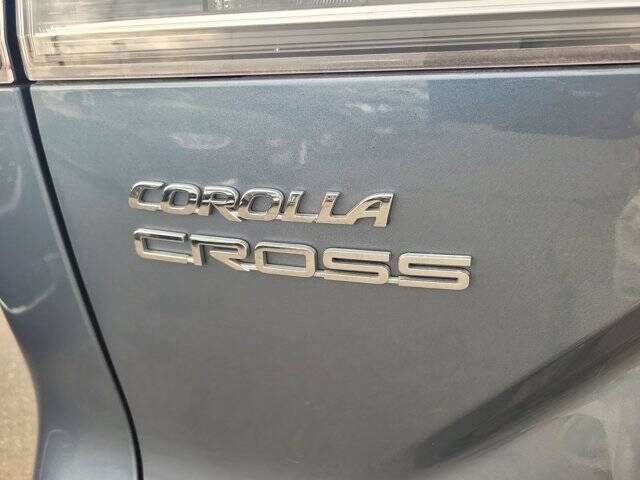 2024 Toyota Corolla Cross XLE