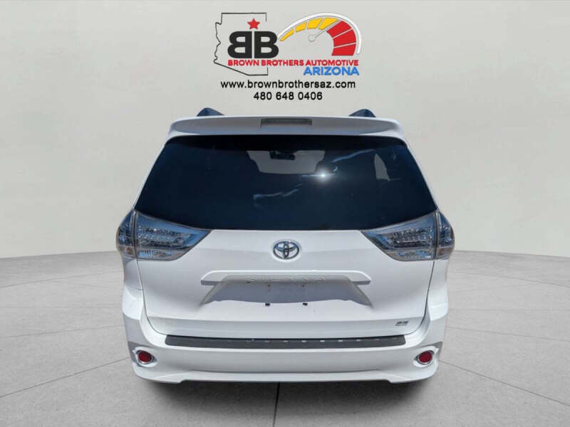 2016 Toyota Sienna