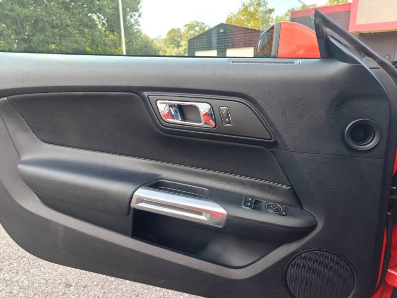 2016 Ford Mustang V6