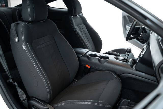 2022 Ford Mustang EcoBoost