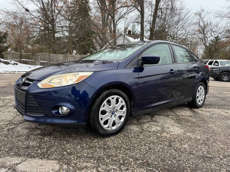 2012 Ford Focus SE photo 2