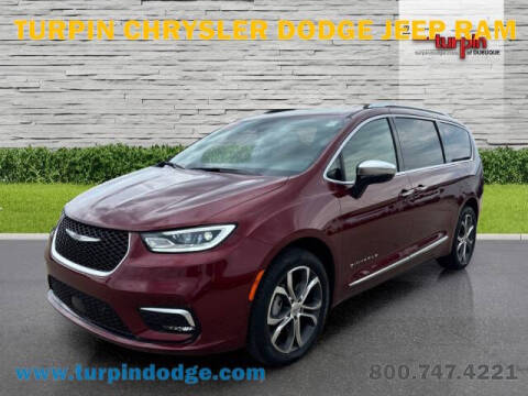 2023 Chrysler Pacifica for sale at Turpin Chrysler Dodge Jeep Ram in Dubuque IA