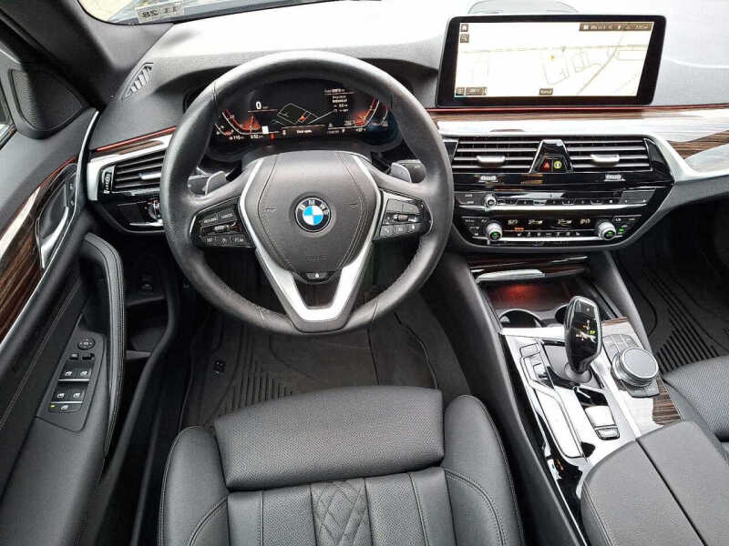 2023 BMW 5 Series 530i xDrive