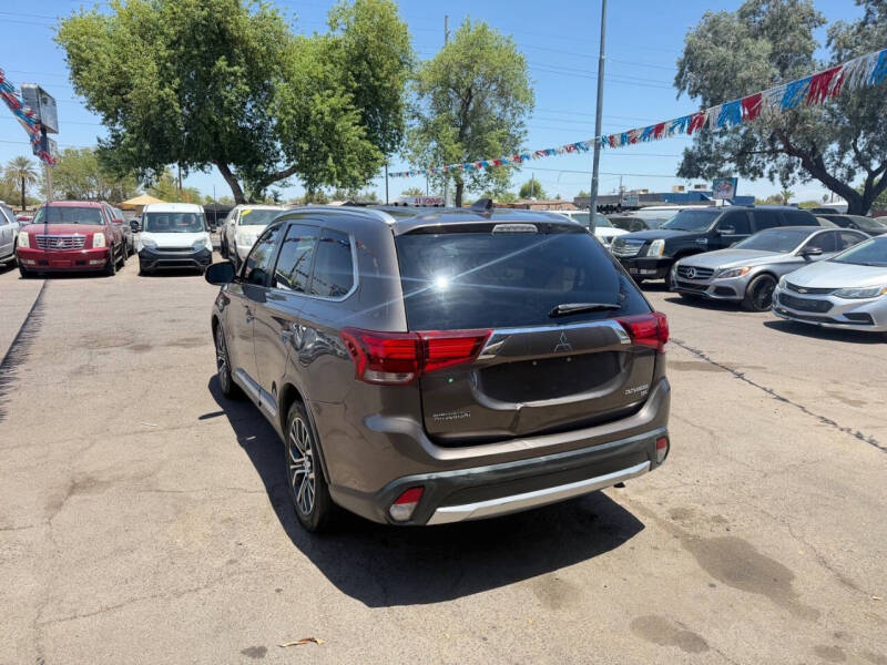 2017 Mitsubishi Outlander SEL
