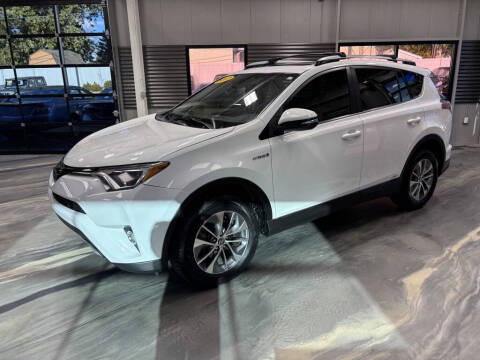 2017 Toyota RAV4 Hybrid XLE