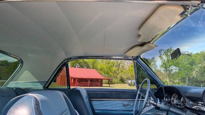 1963 Ford Thunderbird