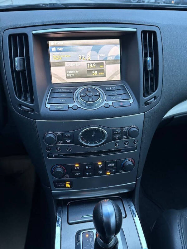 2012 Infiniti G25 Sedan x