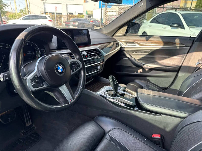 2017 BMW 5 Series 540i