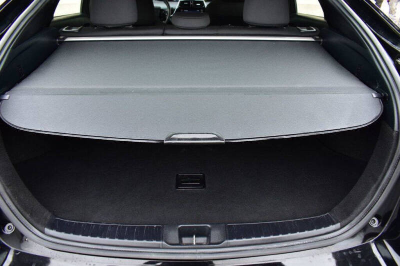 2022 Toyota Prius LE