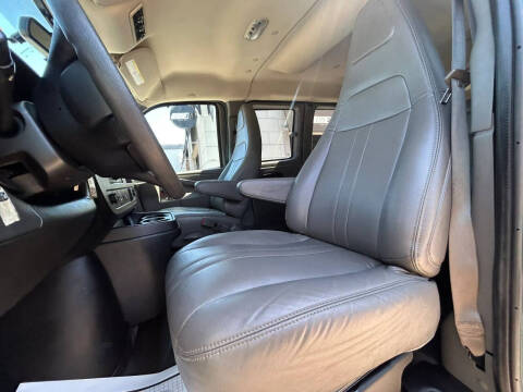 2019 Chevrolet Express LS 3500