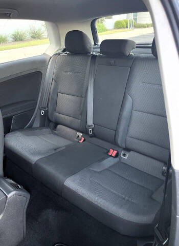 2015 Volkswagen Golf TSI Launch Edition