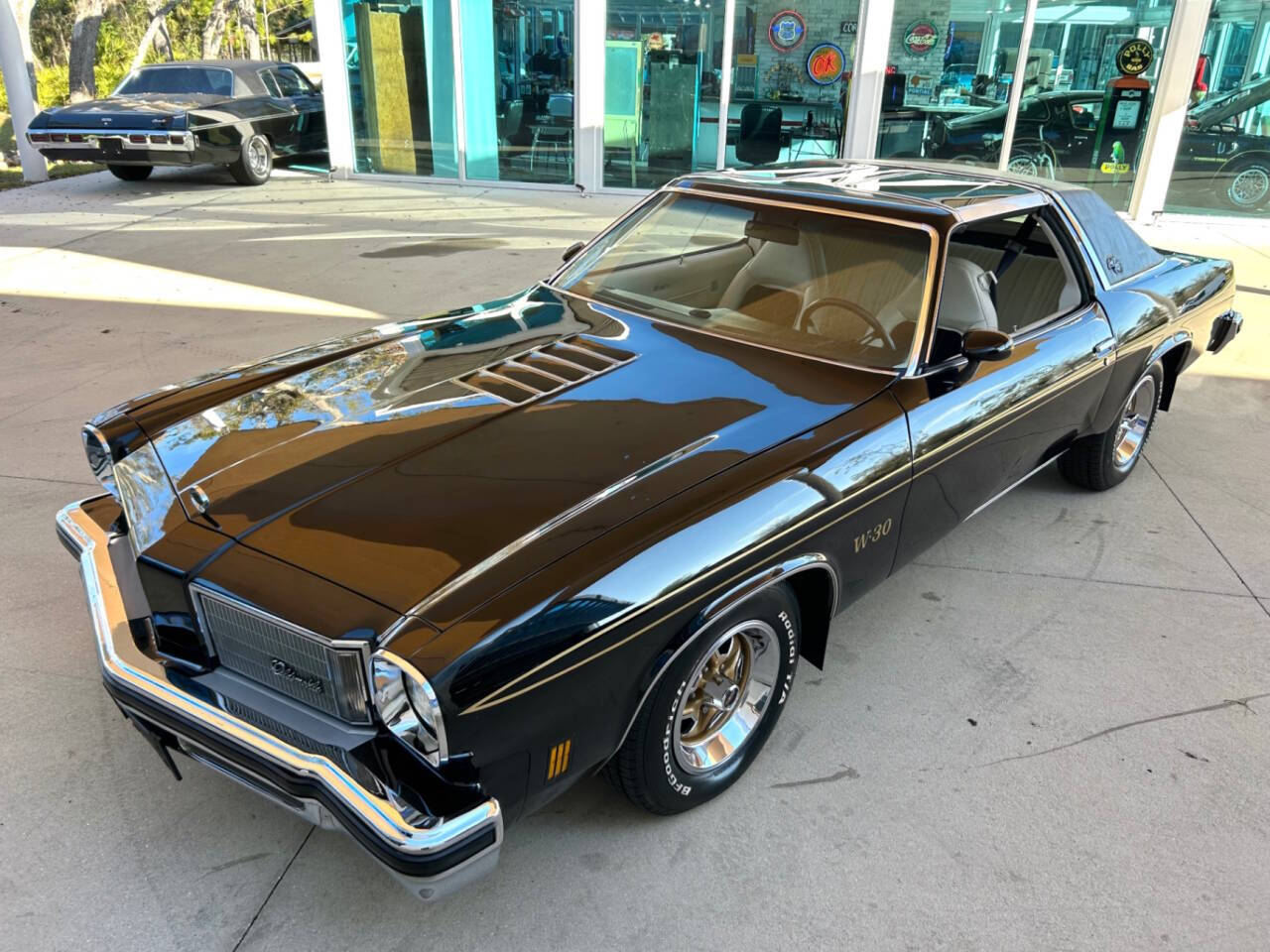 1975 Oldsmobile Cutlass 18
