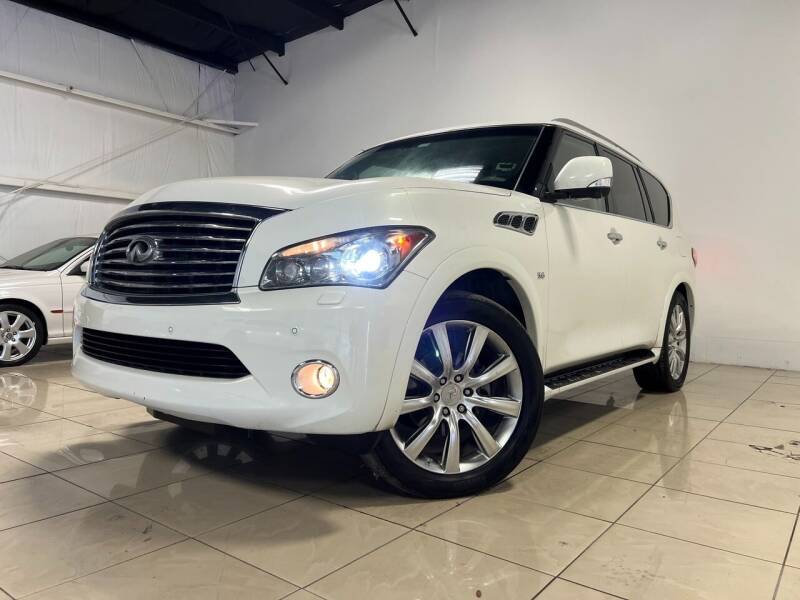 2014 Infiniti QX80 for sale at ROADSTERS AUTO in Houston TX