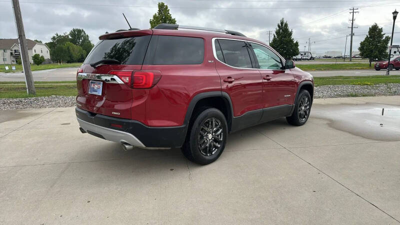 2019 GMC Acadia SLT-1