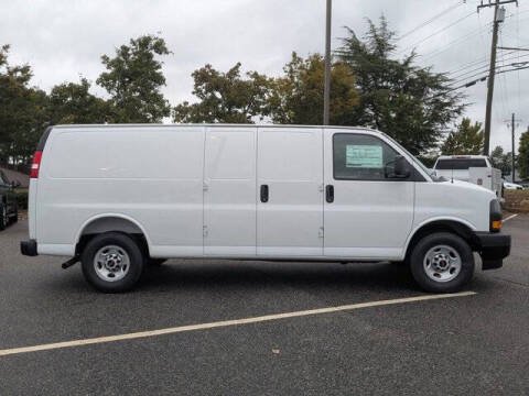 2025 GMC Savana 2500