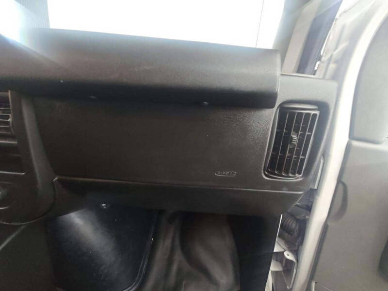 2021 Chevrolet Express 2500