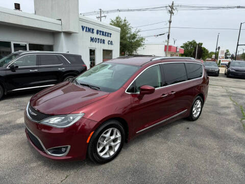 2018 Chrysler Pacifica Touring L Plus