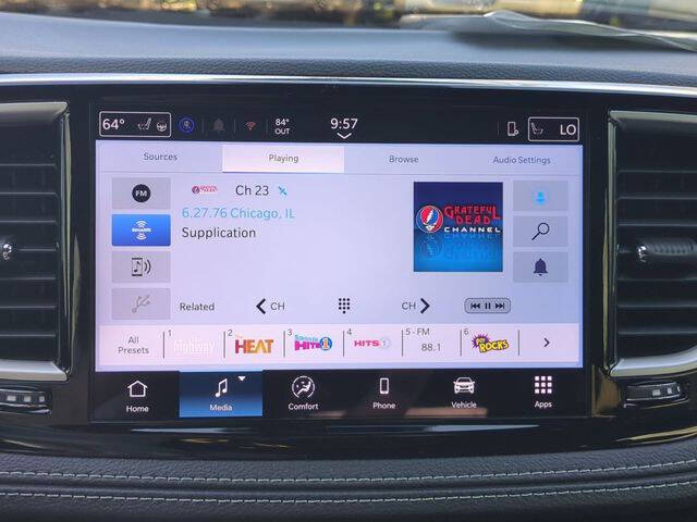 2026 Chrysler Pacifica Select