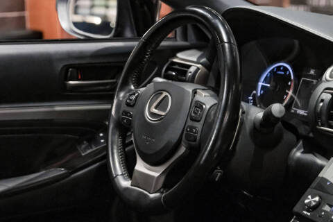 2016 Lexus RC 200t