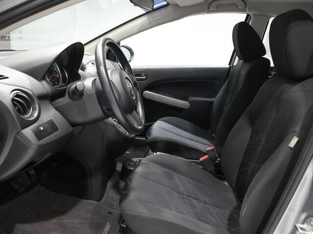 2011 Mazda MAZDA2 Touring
