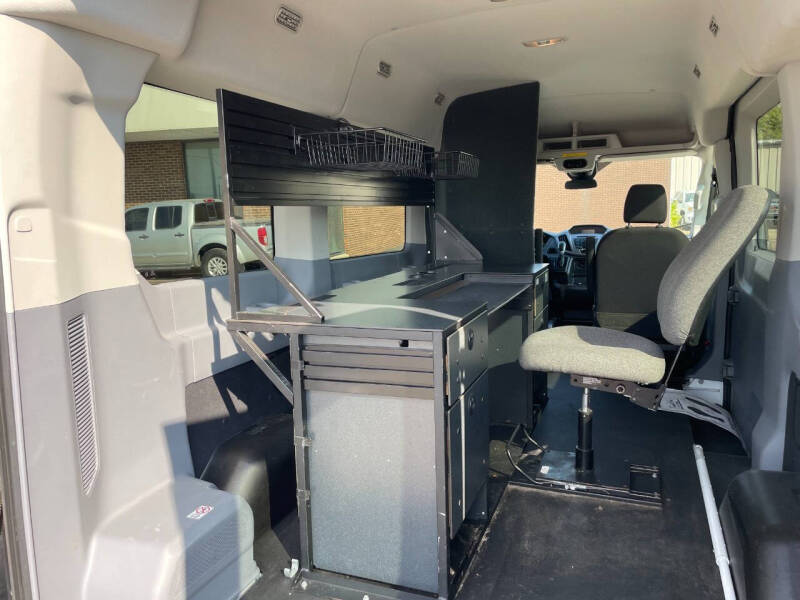 2016 Ford Transit 150 XLT