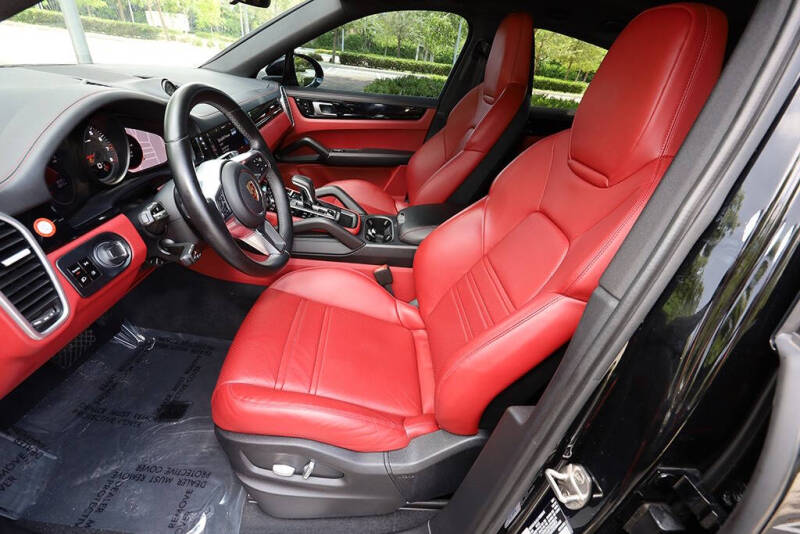 2021 Porsche Cayenne Coupe