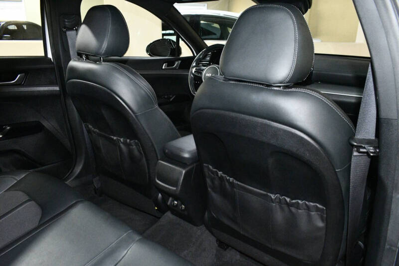 2022 Kia K5