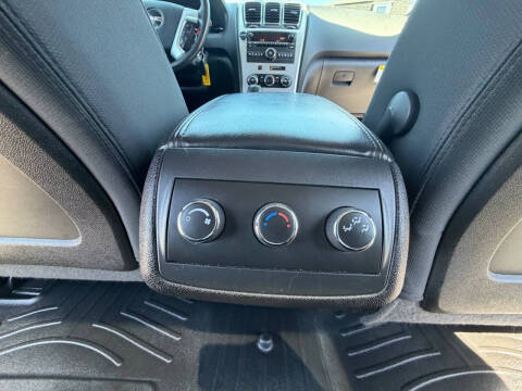 2011 GMC Acadia SLE