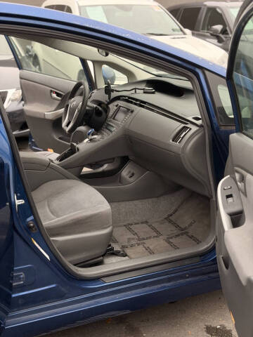 2010 Toyota Prius II